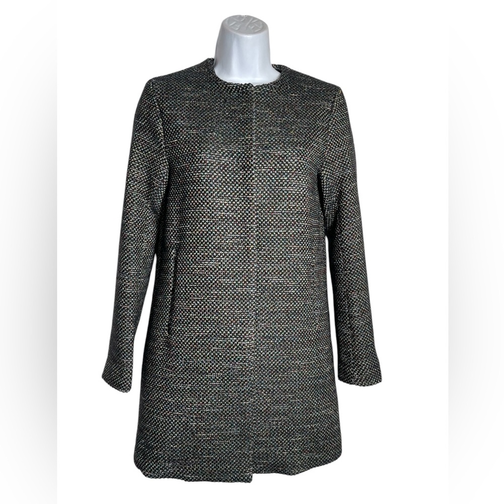 H &‎ M coat size 2 stunning multi-color tweed coat. BEAUTIFUL